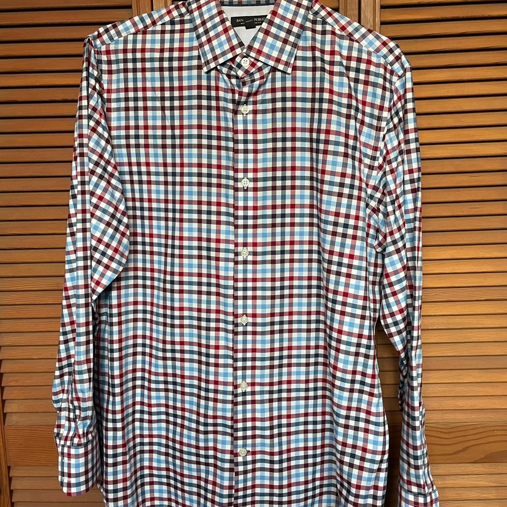 Long sleeve blue red and white button up plaid